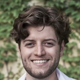 Matthias Neumayer